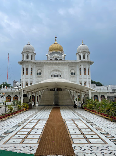 Ground floor lantern service of multi-storey car parking started at Gurdwara Singh Shaheedan Sohana